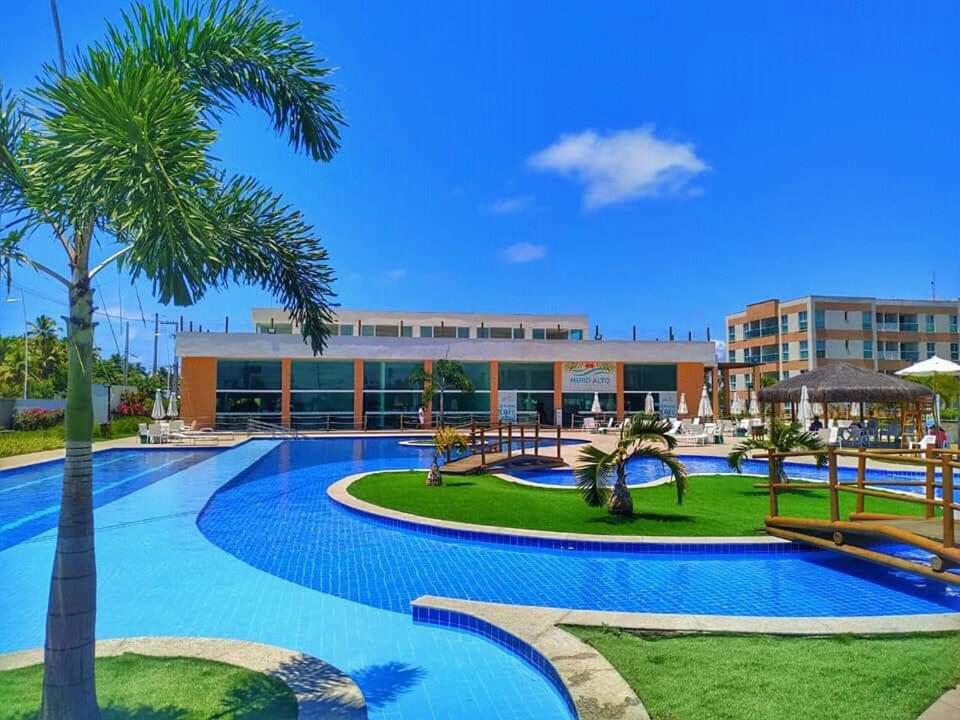 Muro Alto Clube Flats *